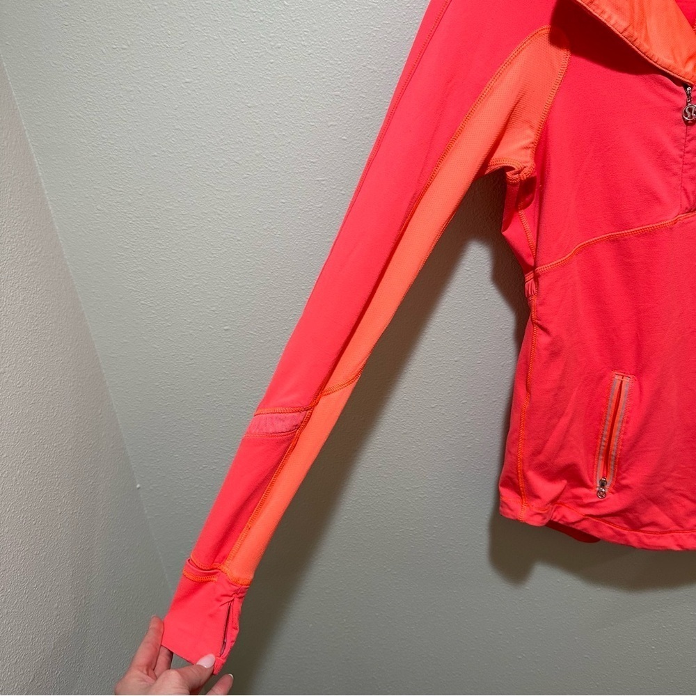 Lululemon Women’s Run: Reflect Pullover - Picture 7 of 14